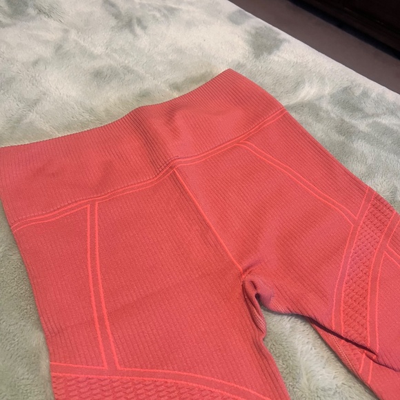 Fabletics Set - Picture 5 of 7